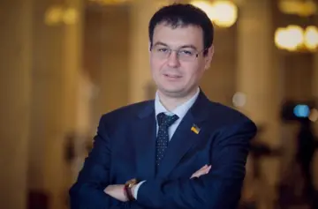 "Партия" Гетманцева-Кима-Терехова-Вилкула по рейтингам опережает "Слугу народа" – опрос Socis