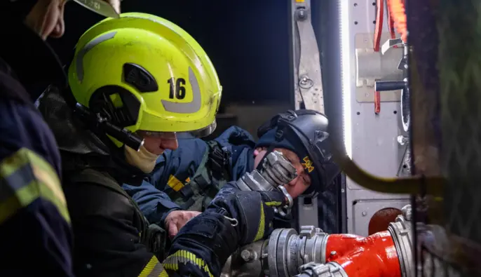 У Харкові ракета влучила у багатоповерхівку в Київському районі – шестеро постраждалих