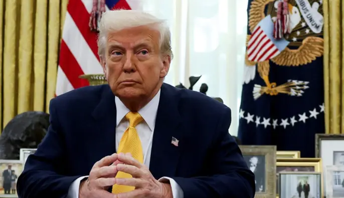 Трамп перерепостив статтю про нібито спроби влади України вплинути на вибори президента США