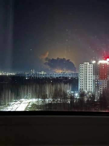 Один із найбільших НПЗ РФ під ударом: після атаки спалахнула пожежа