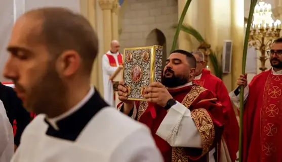 У Єрусалимі поліція заблокувала вхід патріарху до Храму Гробу Господнього