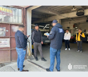 ГБР задержал начальника Черновицкого военного госпиталя, а также двух военнослужащих, которые вместо службы работали на гражданских работах