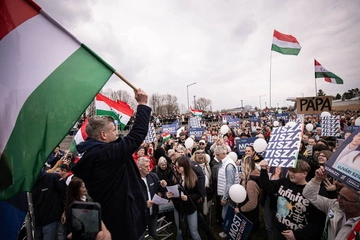 Вибори в Угорщині: перевага опозиційної "Тиси" над партією Орбана досягла максимуму 