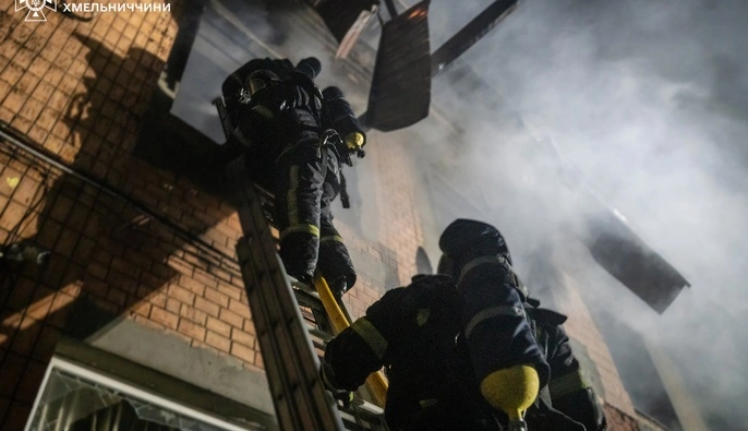 У Хмельницькому внаслідок обстрілу пошкоджено цивільну інфраструктуру - міський голова