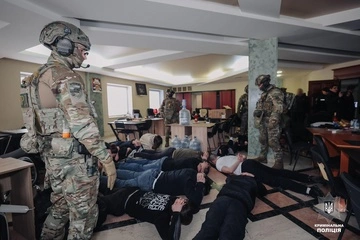 Прибыль достигла $2 млн: в Украине ликвидировали многоуровневую сеть криптоскамеров