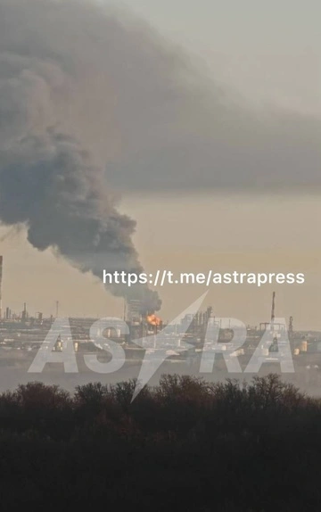 Беспилотники атаковали НПЗ в Уфе