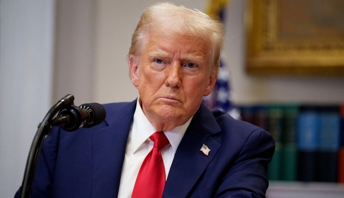 Трамп пригрозил прекратить поставки оружия Украине, чтобы заставить европейских союзников помочь разблокировать Ормузский пролив