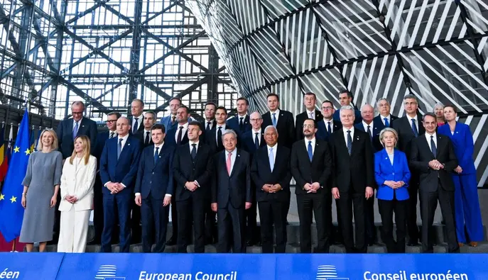 Лидеры и чиновники НАТО начали подстраховываться из-за риска выхода США из альянса — Politico