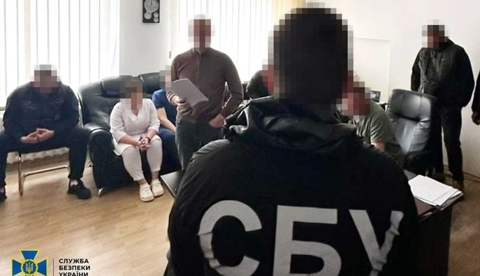 В Черкассах группу медиков подозревают в организации масштабной схемы уклонения от мобилизации
