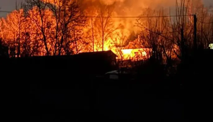 Росіяни атакували дронами кілька районів Харкова: спалахнули пожежі 