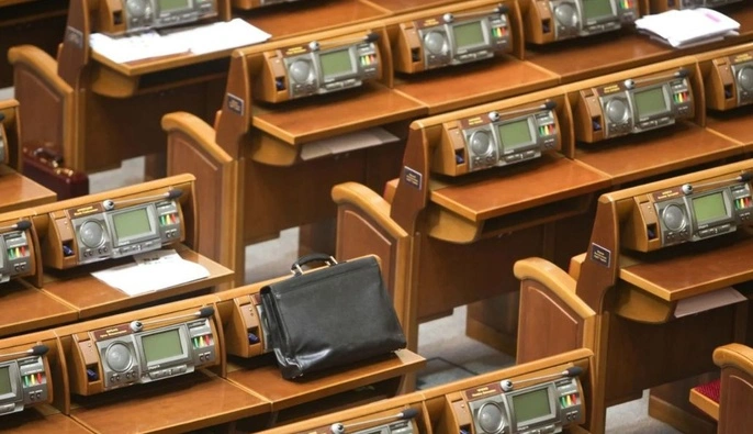 В Раде есть 10 законопроектов, важных для получения международного финансирования — президент