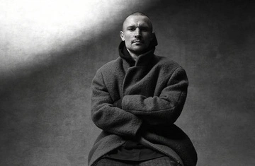 "Что за моднявый чел": новая фотосессия Цымбалюка вызвала учащенное сердцебиение у фанаток