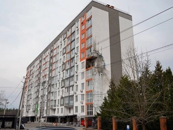 Атаки РФ пошкодили понад 60 об’єктів на Київщині: одна людина загинула, восьмеро — поранені