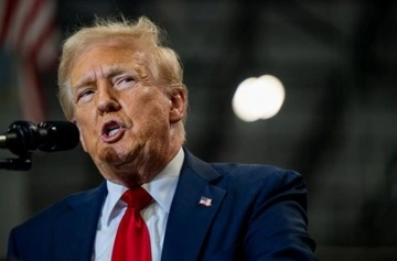 Трамп дав Ірану 48 годин, щоб укласти угоду або відкрити Ормузьку протоку