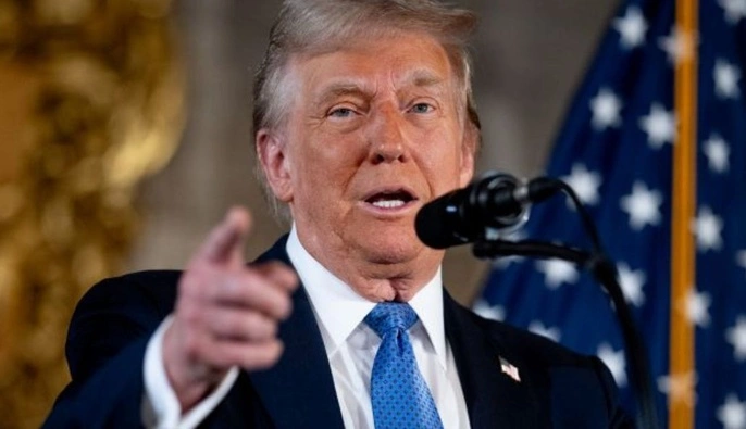 Трамп готовит массовые увольнения в правительстве на фоне войны с Ираном — Reuters