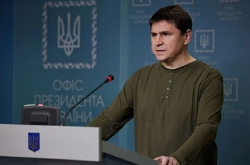 Политические переговоры по завершению войны в Украине "на паузе", гуманитарное направление продолжает работать — Подоляк