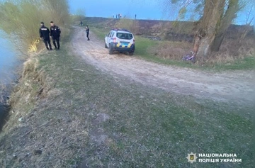 В Ровенской области нашли тело 3-летнего мальчика в водоеме, еще одного ребенка ищут