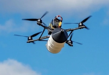 В Британии работают над методами "посадки" дронов на оптоволокне.