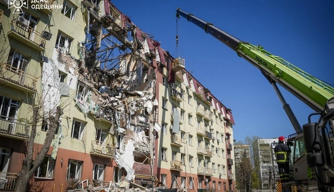 В Одесі завершили аварійно-рятувальні роботи на місцях російської атаки: загинуло 3 людини, 17 постраждали