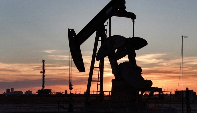 Рынок нефти отреагировал на перекрытие Ормузского пролива перед заявлениями Трампа Ирану