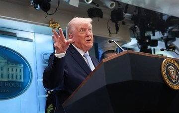 Politico: Трамп нібито знайшов спосіб бомбити цивільні об’єкти Ірану без звинувачень у злочинах