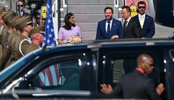 Вице-президент США Джей Ди Вэнс прибыл в Будапешт