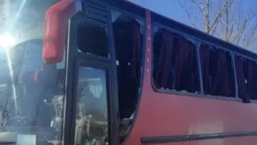 ОВА: РФ вдруге за день вдарила по автобусу на Нікопольщині, є постраждалі