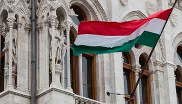 Угорщина планує підписати контракт на постачання нафти зі США — ЗМІ