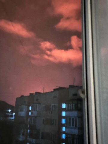 Беспилотники атаковали нефтебазу в Феодосии