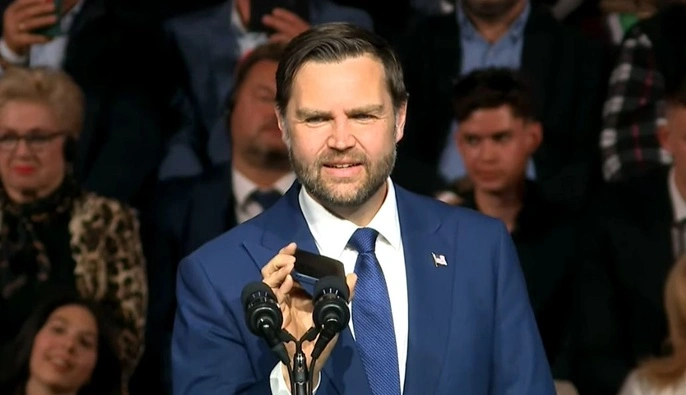 Трамп виступив на мітингу Орбана: Люблю Угорщину й того Віктора, він фантастичний чоловік