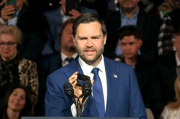 Трамп выступил на митинге Орбана: Люблю Венгрию и того Виктора, он фантастический мужчина