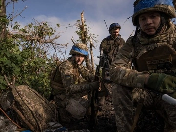 "2000 метрів до Андріївки" номінували на "Еммі": фільм Чернова претендує одразу на шість нагород