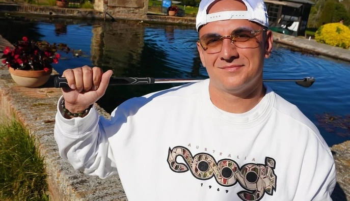 "Никаких компромиссов": Потап показал, как играет в гольф яйцами