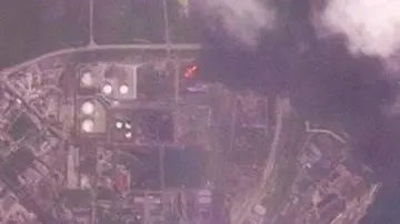 Последствия атаки по нефтебазе в Феодосии: в сети появились снимки со спутника