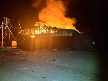 Вночі у Запоріжжі ударні дрони знищили відділення Нової пошти 