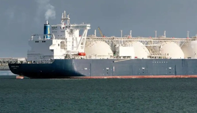 Bloomberg: РФ предлагает странам Южной Азии подсанкционный газ со скидкой