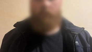 До України з Німеччини екстрадували чоловіка, який позичив у знайомого 500 тисяч доларів та зник