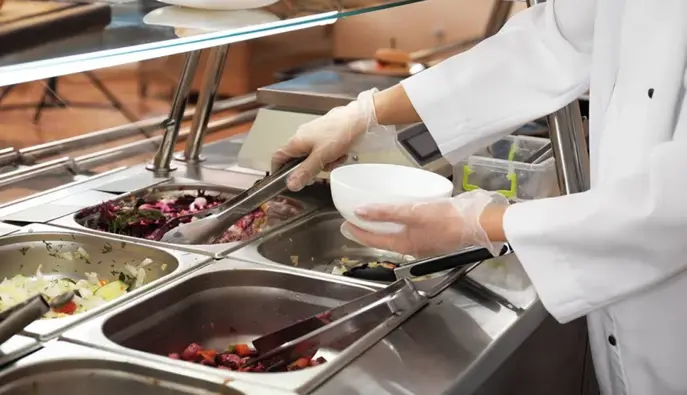 Уряд виділив 46,5 млн грн на завершення модернізації шкільних їдалень 