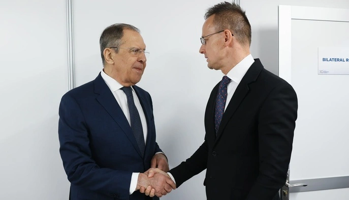 Єврокомісія: Угорщина має терміново пояснити витік розмови з міністром закордонних справ Росії