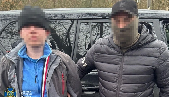 СБУ задержала мужчину по подозрению в подготовке хранения оружия для заказных убийств в Одессе