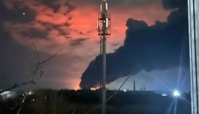 Дроны ударили по подстанциям и военным объектам в России и на ВОТ – география ночных взрывов