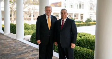 "Я с ним до конца": Трамп призвал венгров голосовать на выборах за Виктора Орбана