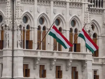 Россия распространяет фейк об «украинских военных в Будапеште» — данные ЦПД