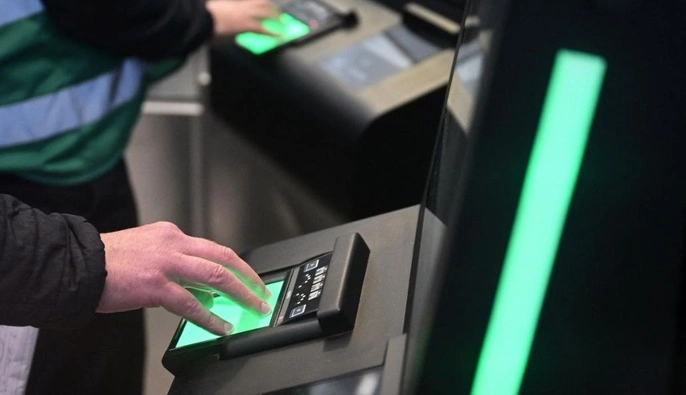 На границах ЕС полноценно заработала новая система въезда и выезда: что изменилось