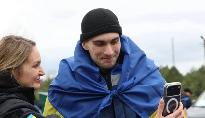 Украина вернула из плена 175 военных и 7 гражданских - Зеленский