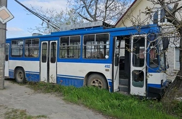В Херсоне водитель троллейбуса скончался от ранений, полученных из-за российской атаки