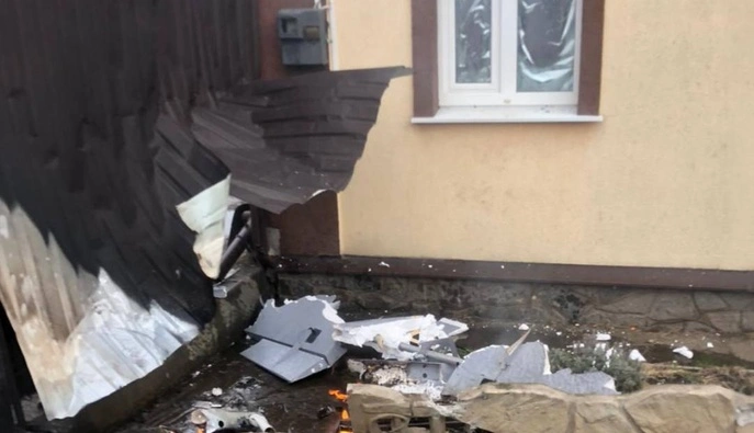 Росіяни обстріляли селище Золочів на Харківщині, є поранені 