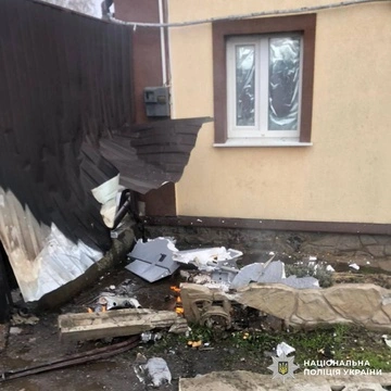 Росіяни обстріляли селище Золочів на Харківщині, є поранені 