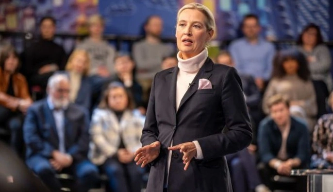 Ультраправые в Германии хотят возобновить работу российского 