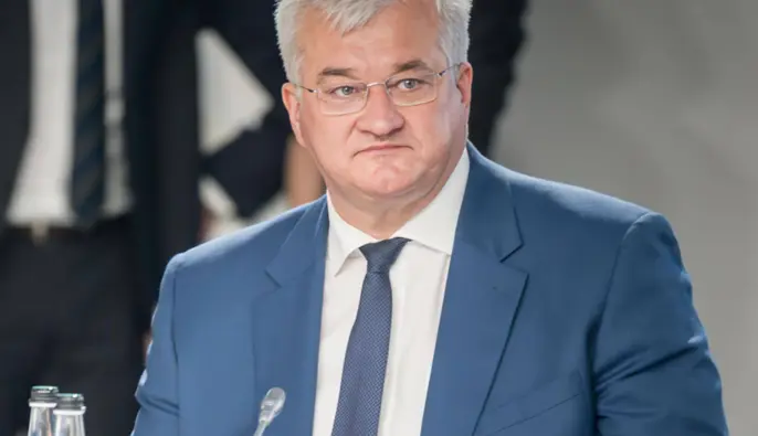 МЗС скасовує рекомендації утриматися від поїздок до Угорщини 